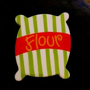 Authentic Coton Colors “Flour” Attachment